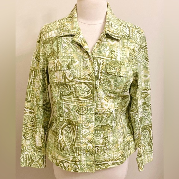 Chico’s Green White Gone Fishing Fish Pattern Hidden Button Long Sleeve Jacket L - Picture 1 of 11